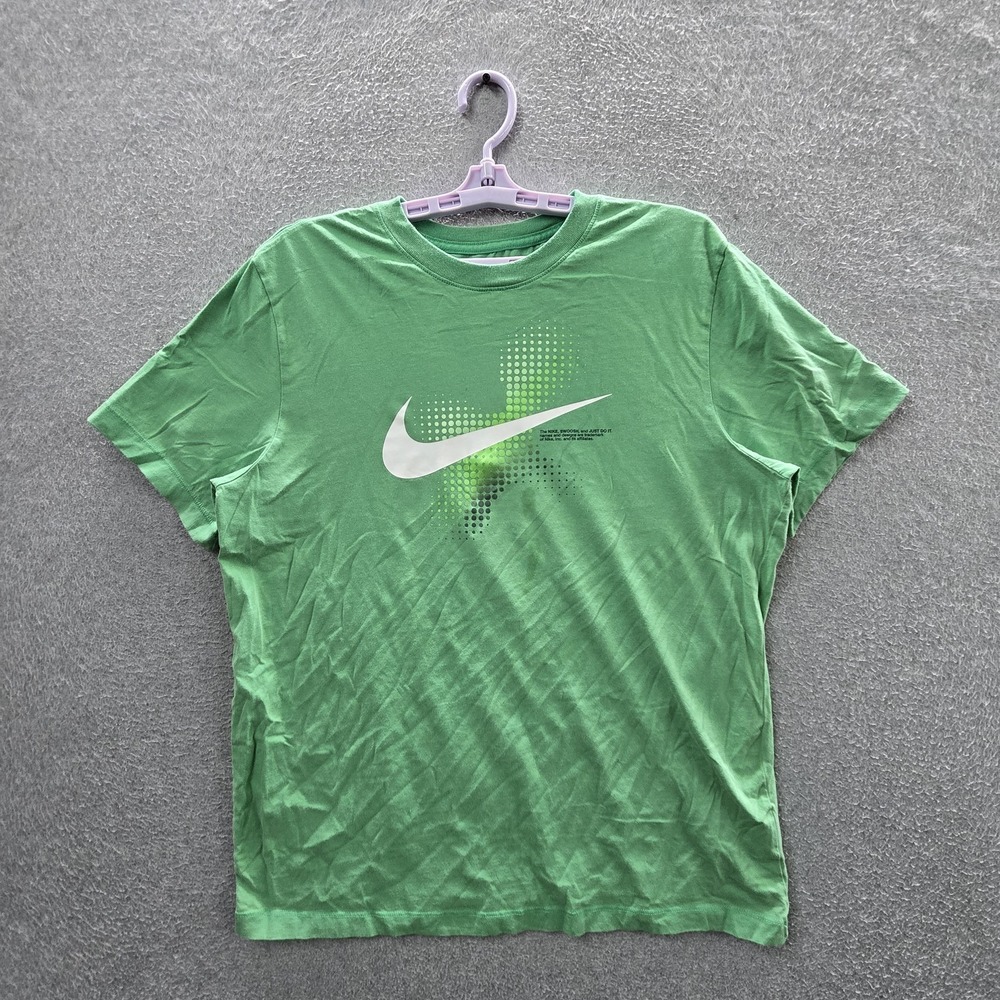 Nike Men Shirt‎ L Green Graphic Nike Swoosh The Tee Logo